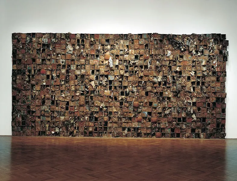 Number 43, Leonardo Drew, 1994-96, mixed media cotton fabric rust string wood, 132" x 288 "