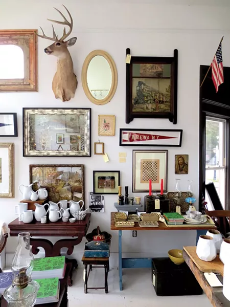 Kabinett & Kammer is a contemporary curiosity shop in Andes.