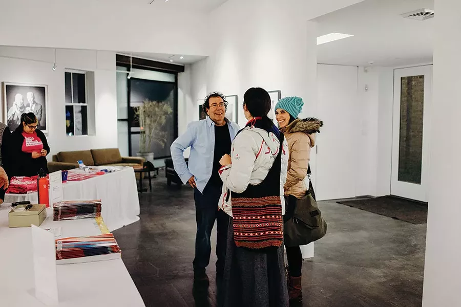 Aaron Rezny welcoming attendees to his studio. - ANNA VICTORIA