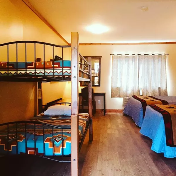 dakotaroom.jpg