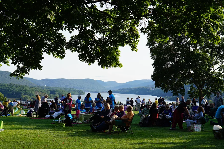 boscobel_symphony_picnic_1.jpg