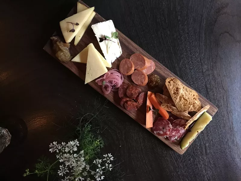 Charcuterie platter - MARIE DOYON