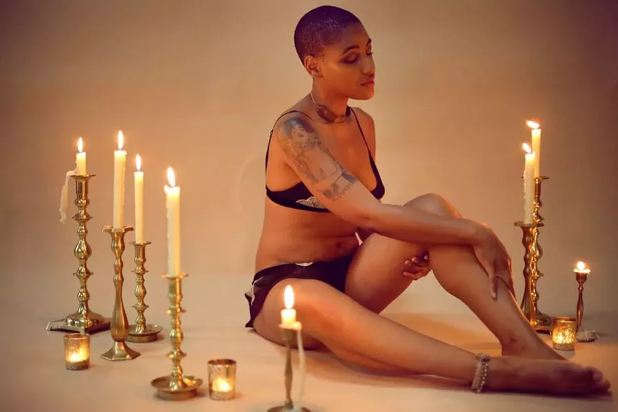bts-lorelei18-candlelight-onyx-silk-arabesque-lingerie-set-1-web.jpg