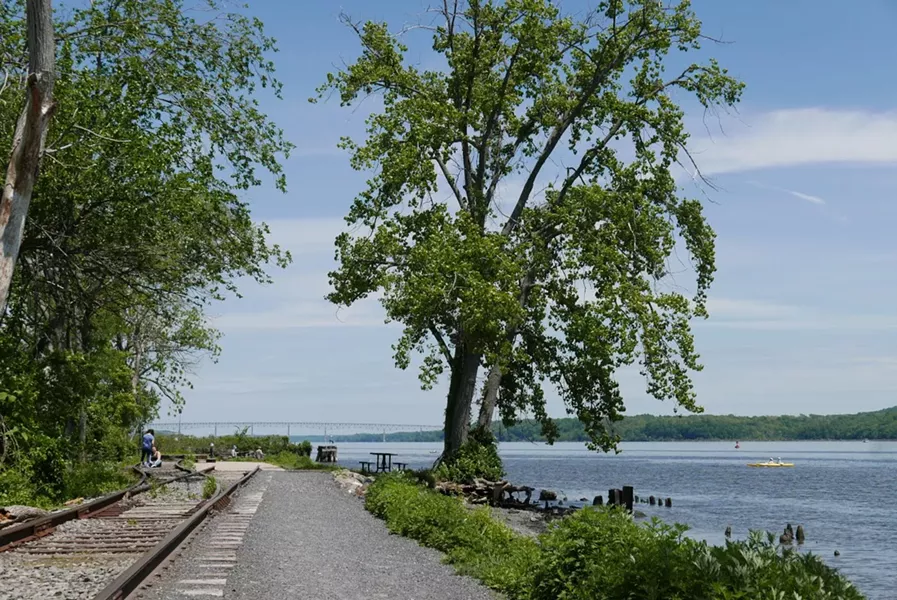 kingston_greenline3.jpg