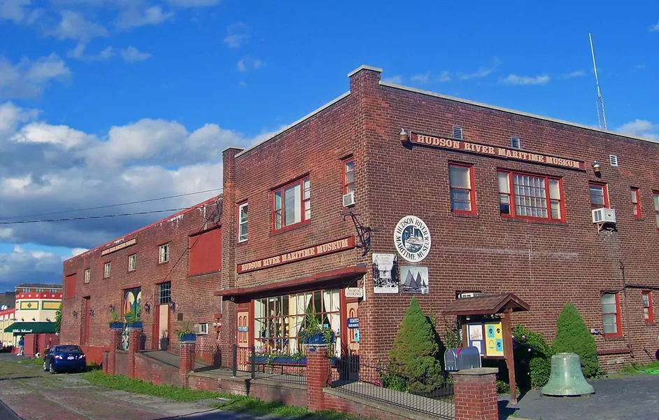 hudson_river_maritime_museum.jpg