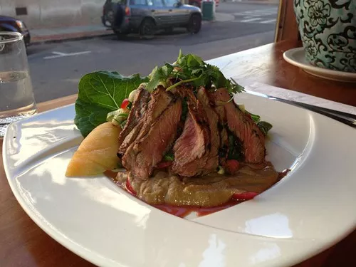 Open-faced steak sandwich - HUDSON VALLEY GOOD STUFF