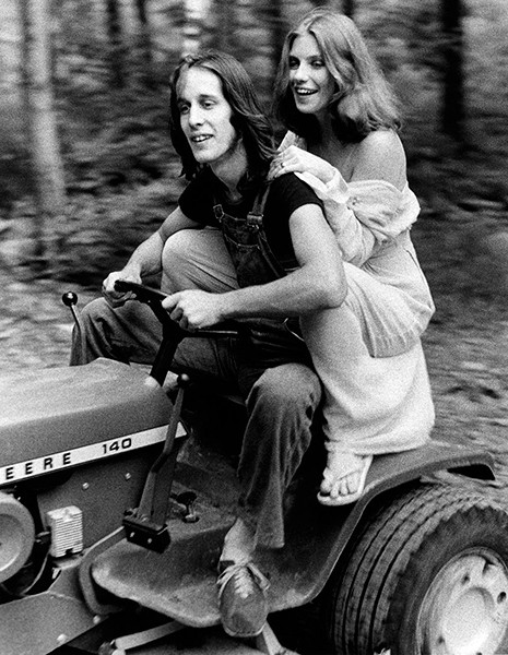 Todd Rundgren and Bebe Buell, Mink Hollow, summer 1975 - BOB GRUEN
