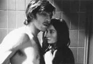 An ex-con and a deaf woman team up for trouble.
