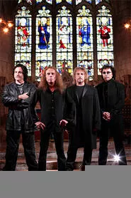 As Heaven and Hell, Ronnie James Dio (front) and Tony Iommi (right) are haunting the chapel.