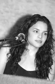 At a SXSW where no one gets discovered anymore, - understated talents like Norah Jones tend to get lost in - the crowd. - JOHN ANDERSON