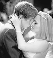 Christina Ricci falls for a retarded beau in - Pumpkin.