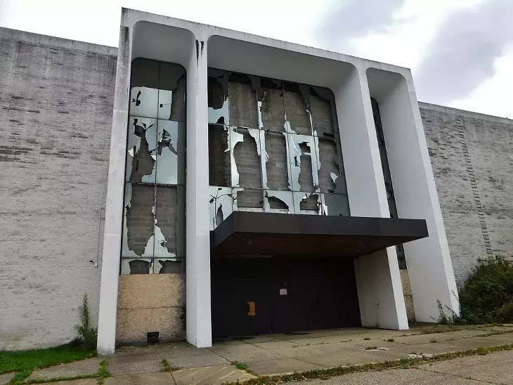 24 Photos of Akron's Abandoned Rolling Acres Mall Scene and Heard Scene's News Blog