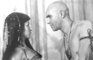 Imhotep puts the moves on Anck-Su-Namun.