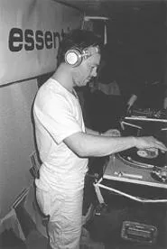 Pete Tong makes the boat bump at Winter Music - JEFF NIESEL