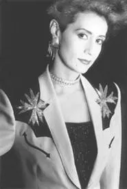 Rosie Flores was playing alternative country before it was cool.