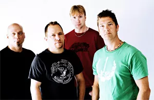 2225983.t.jpg