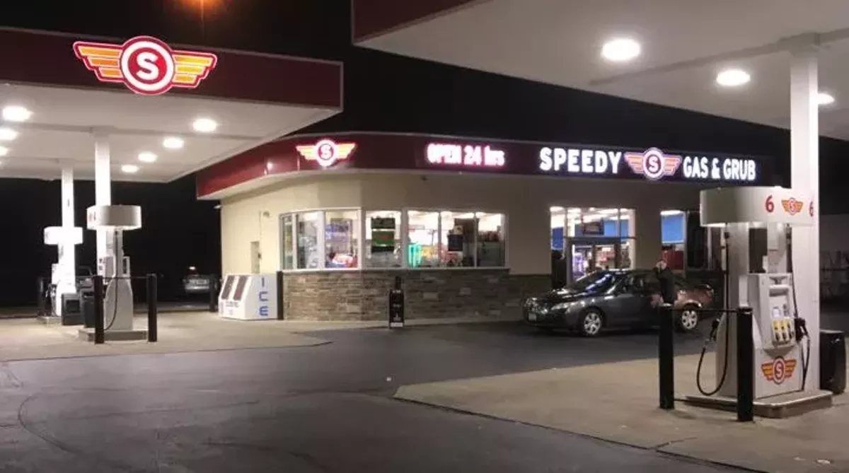 In Praise Of Good Gas Station Eats At Sdy S Food Features Gihad Zayed Knows Restaurants In America The Way Hipsters A Lazily Written Early 2010s Comedy Sketch Know Obscure Bands