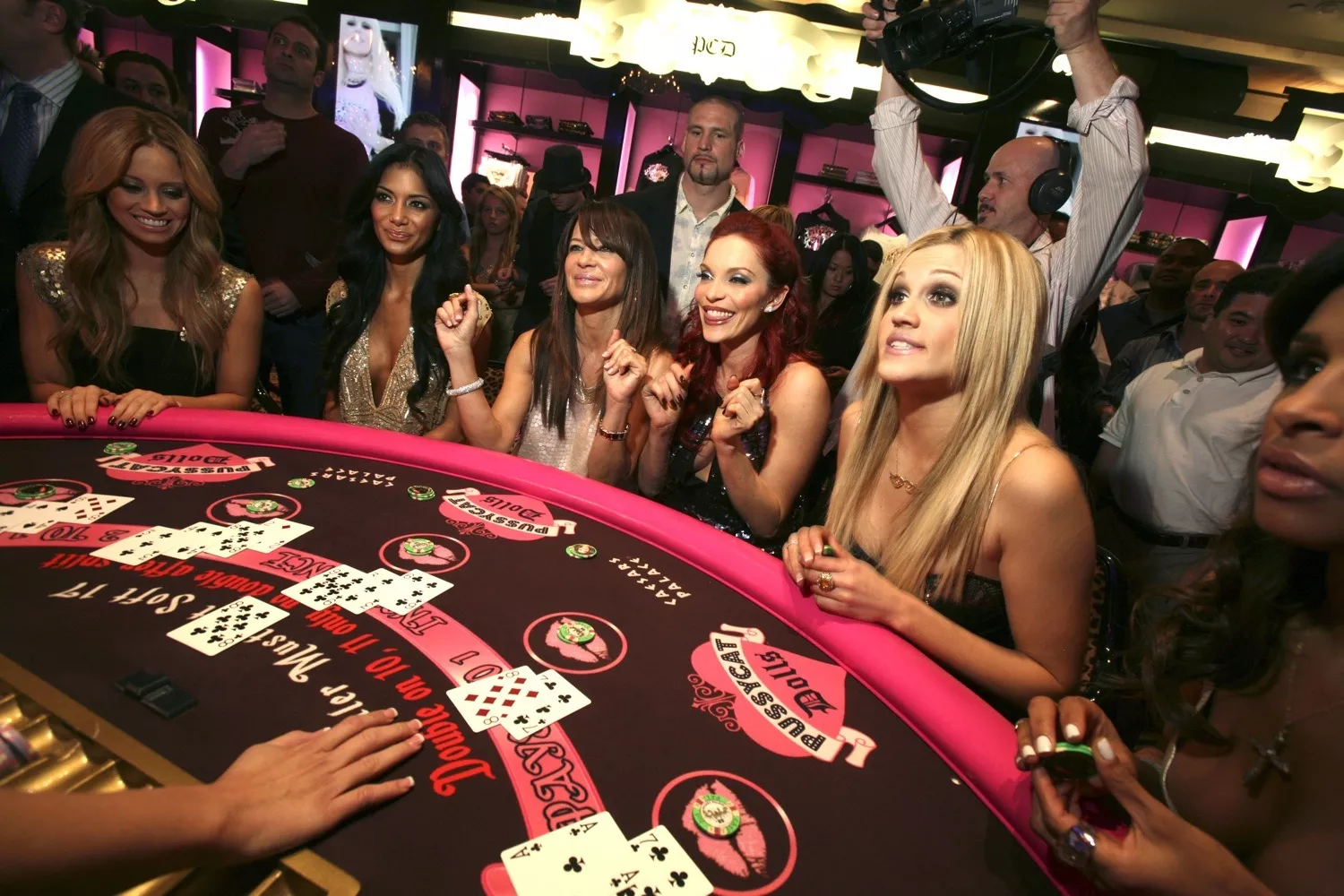 b-table slots
