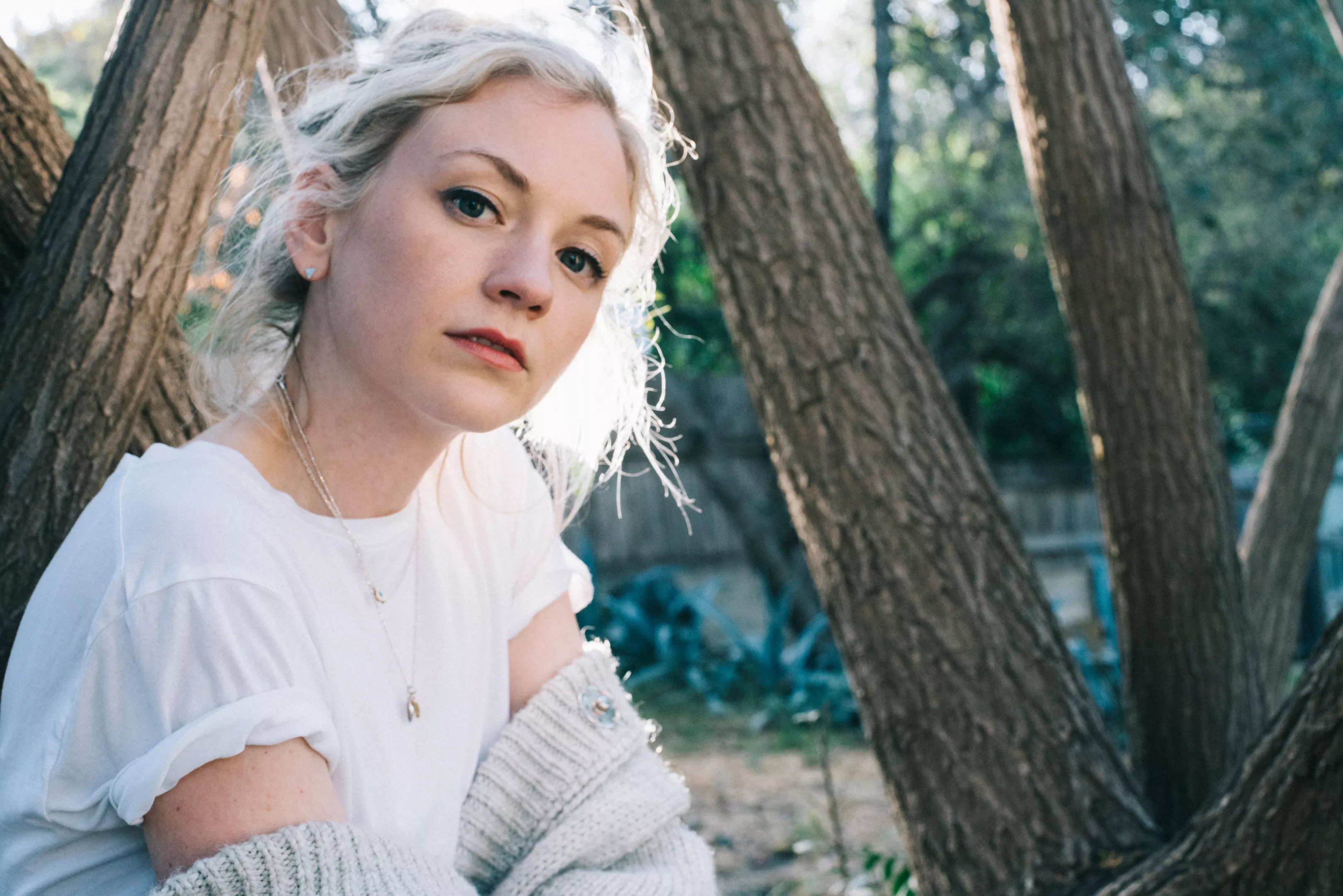 cleavage Pics Emily Kinney naked photo 2017 Sexy Pics Emily Kinney naked photo 2017