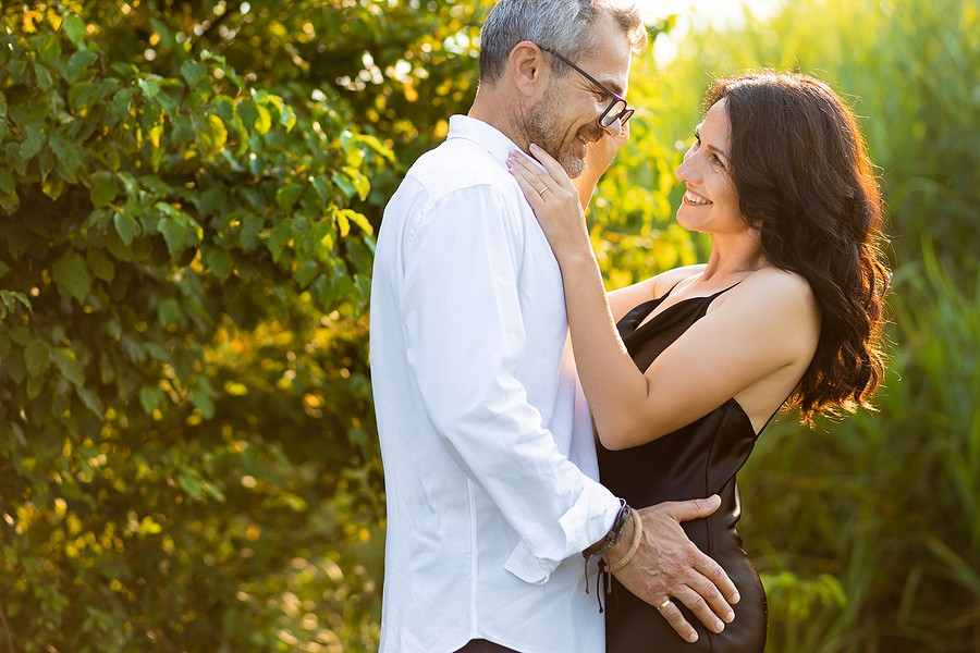 Top 8 Over 40 Dating Sites: We Did The Research For You