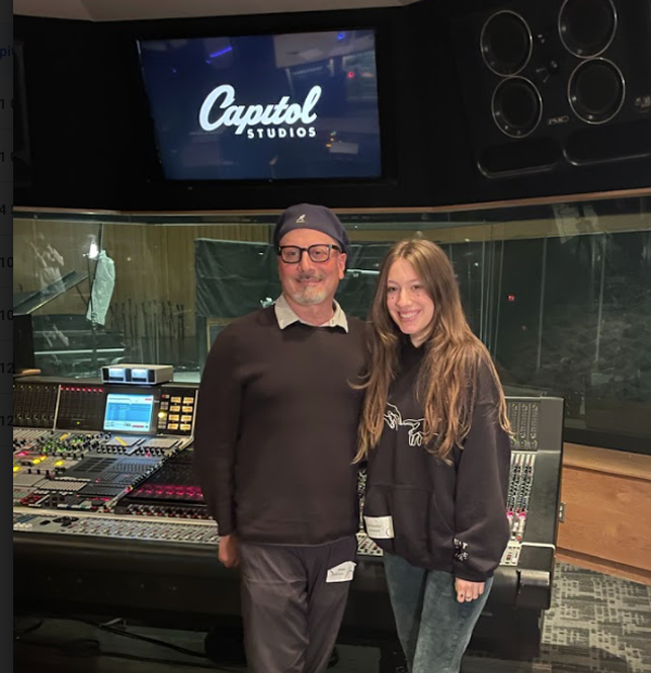 Local Singer-Songwriter Gina Brooklyn Wins Inaugural Djooky Awards - Vimarsana News