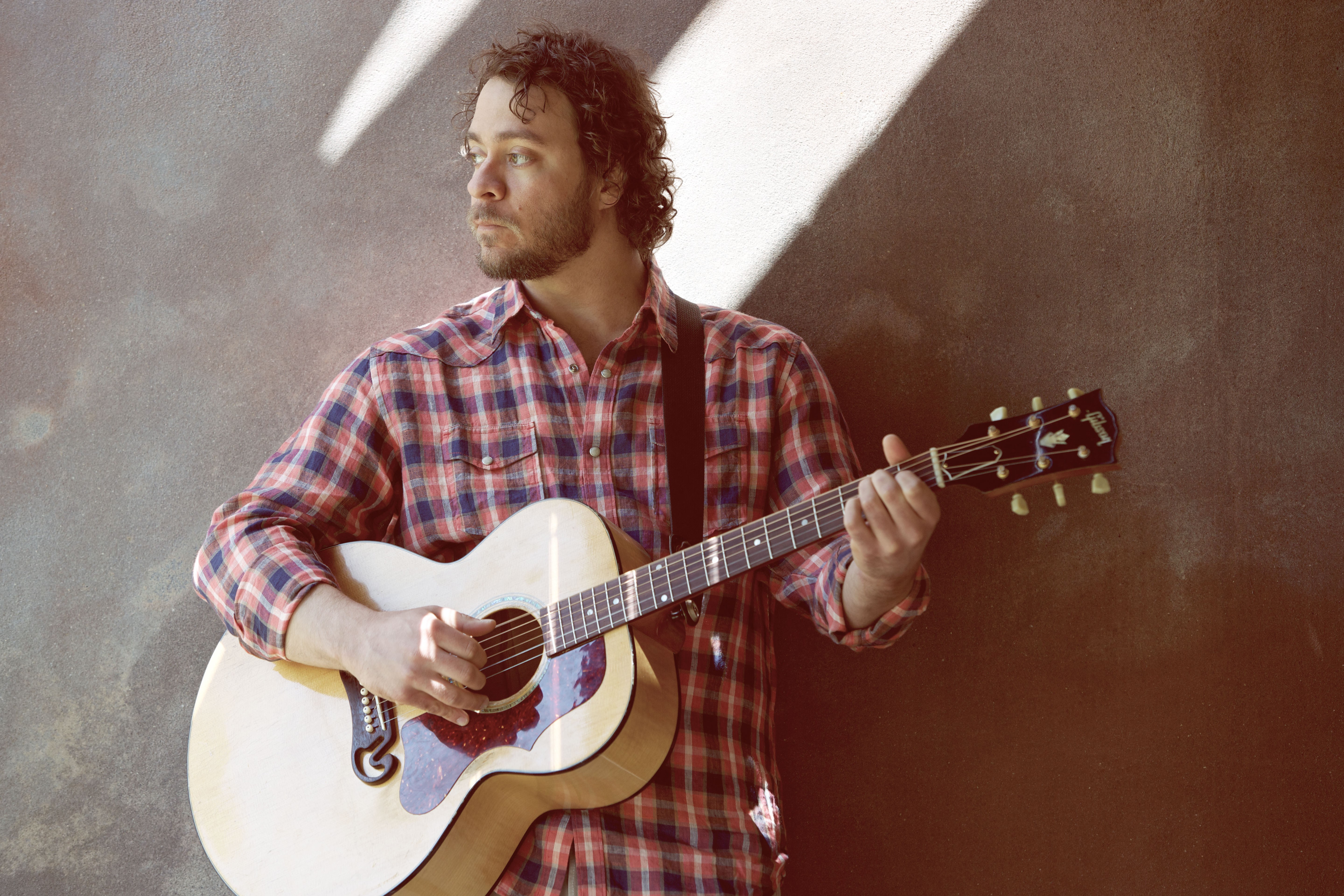 Amos Lee Famously Music Features Savannah News Events