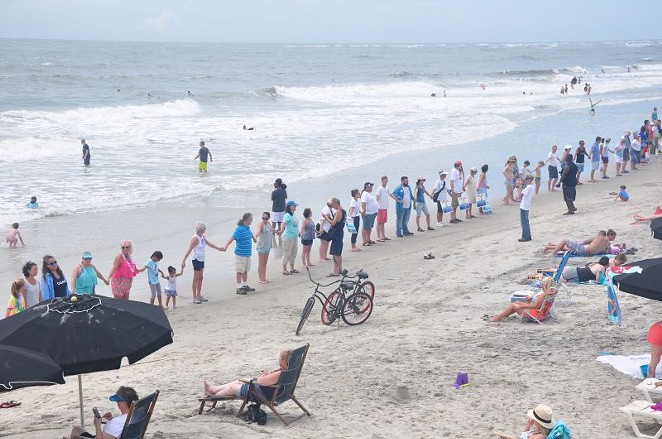Hands Across the Sand joins forces to fight offshore drilling