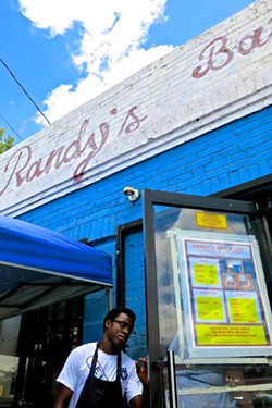 Randy's: Barbecue is as barbecue does