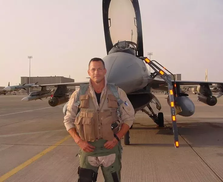 books-colonel_hampton_iraq_war.jpg