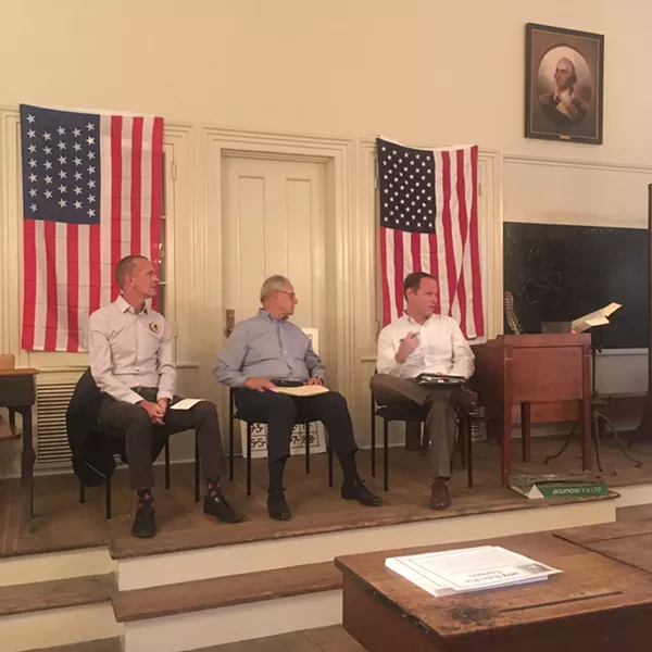 From left: Paul Daniels of Savannah Tree Foundation, Philip Perrone of the Park and Tree Commission, Gordon Denney, director of City of Savannah Greenscapes Dept.