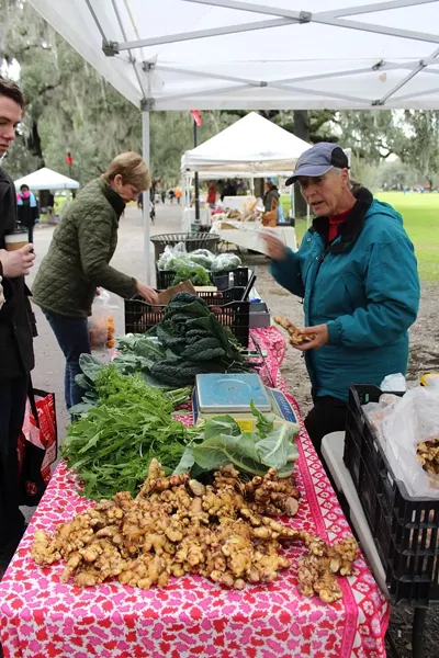 community-farmersmkt2-19.jpg