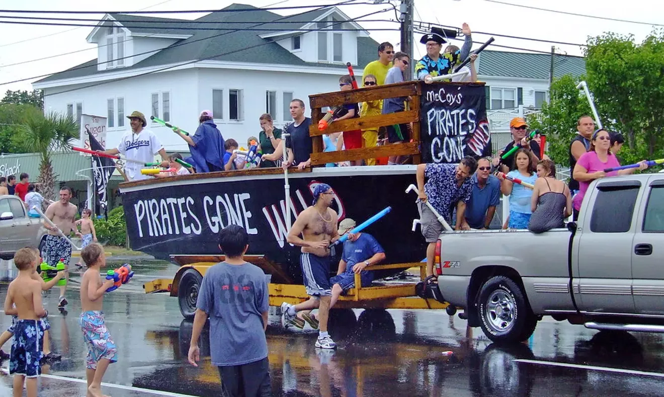 Tybee's famous Beach Bum Parade is back | Community | Savannah News, Events, Restaurants, Music - Vimarsana News