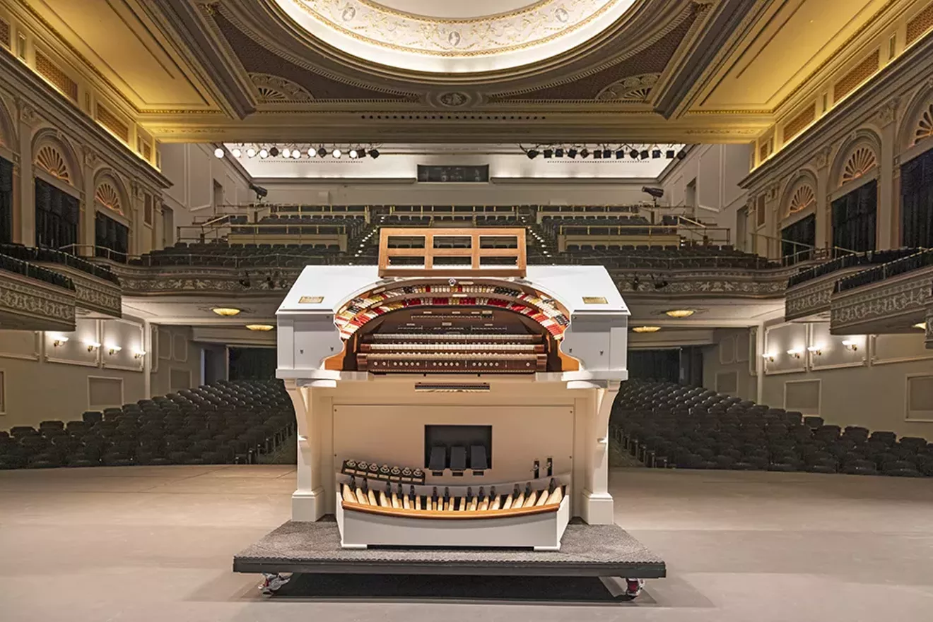 RESTORED AND RESOUNDING: Lucas Theatre's pipe organ finds its voice once again - Vimarsana News