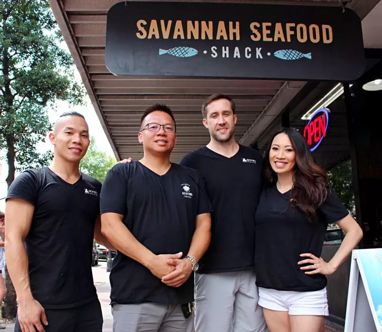 Savannah Seafood Shack And Below Zero Rolled Ice Cream Are A Family Project On Broughton Cuisine Feature Savannah News Events Restaurants Music Connect Savannah Savannah Seafood Shack And Below Zero Rolled Ice Cream Are A Family Project On Broughton Cuisine Feature Savannah News Events Restaurants Music Connect Savannah