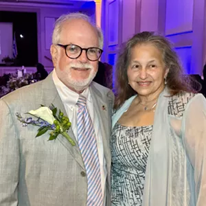 The Savannah Jewish Federation honors Dr. Joel A. Greenberg, MD, with Jack Malitz Levy Award