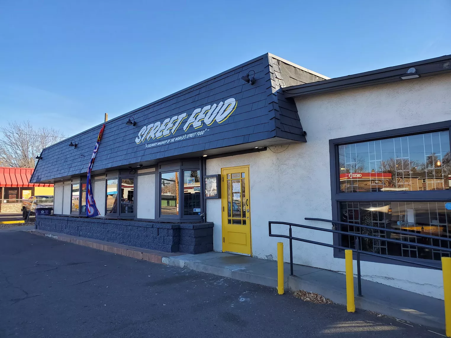 21++ Restaurants in yuma open now