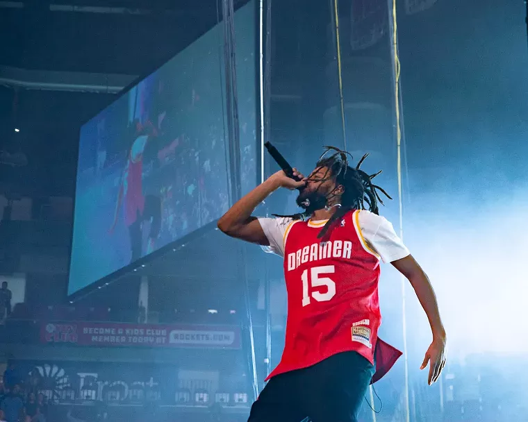 J. Cole made sure everyone knew how much he is a basketball fan. Photo by Jennifer Lake