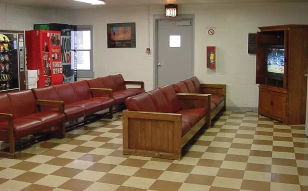 When Decatur ATC residents are not working or participating in self-help programs they are commonly seen relaxing in the center’s TV lounge. - PHOTO COURTESY ILLINOIS DEPARTMENT OF CORRECTIONS