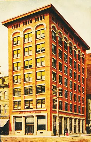 When it was built for $150,000 in 1906, the Ferguson Building housed the Lincoln Bank. - PHOTO COURTESY SANGAMON VALLEY COLLECTION