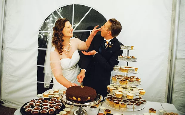 Jackie Beauchamp and Tom Campbell served pumpkin cheesecake for their fall wedding reception. PHOTO BY ELOUISE PHOTOGRAPHIE - PHOTO BY ELOUISE PHOTOGRAPHIE