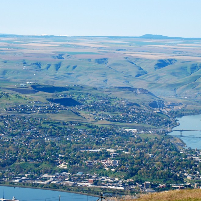 A view of the Eagle Cap mountains as seen from the top of the Lewiston Hill