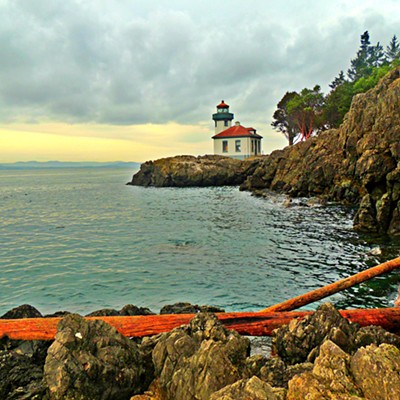 Lighthouse at Lime Kiln Point State Park