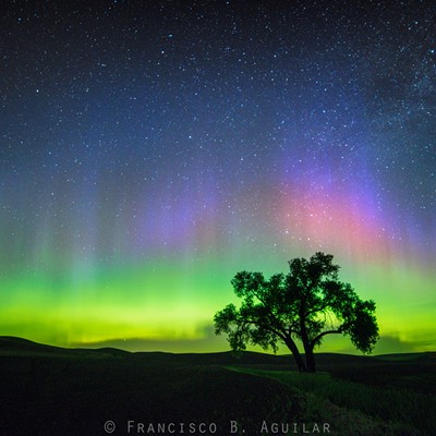 Northern lights on the Palouse near Steptoe Butte