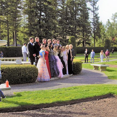 We were pleasantly surprised to see so many students posing for their prom pictures @ Manito Park. Taken May 5, 2019 by Mary Hayward of Clarkston.