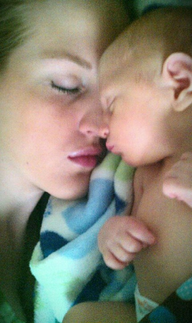 Sleepy Time Baby......Hannah Piper and son Marcus Weeks.  Long summer day and time to sleep... So cute!!!!