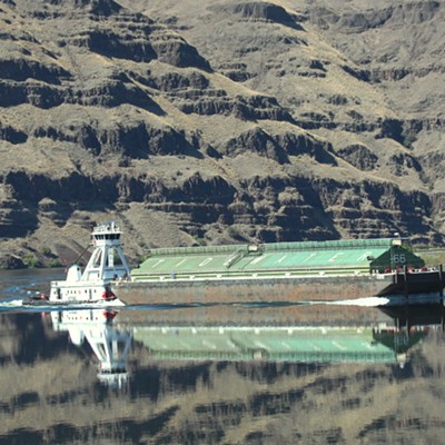 Snake River Tugboat and Barge