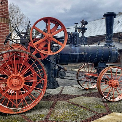 Here's a picture of the beautiful steam engine located in Colton, WA.  We took a country drive down the Snake River then up to Colton and back to Lewiston.  March 19, 2022.