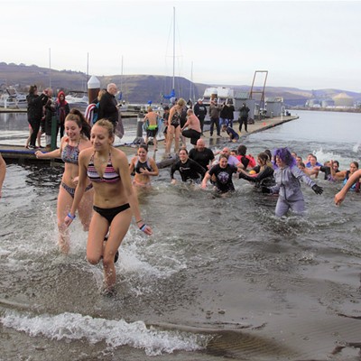 The Annual Polar Plunge of 2019 was a success for having lots of participants jumping into the frigid water and loving it! The event is always in Clarkston and captured by Mary Hayward of Clarkston.