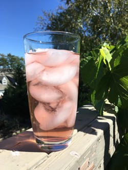 Berry refreshing: Time is ripe to try sumac lemonade or tea