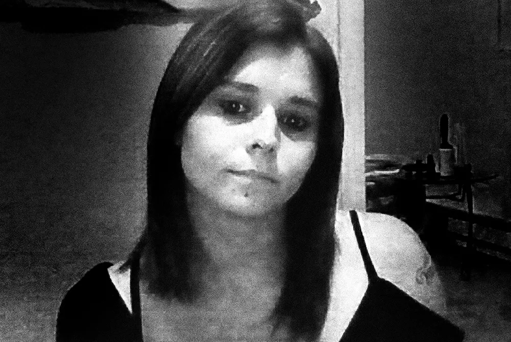 Amanda Cook, a 25-year-old mother, spent weeks in jail waiting for a mental health assessment. She killed herself before the evaluation was ever conducted.